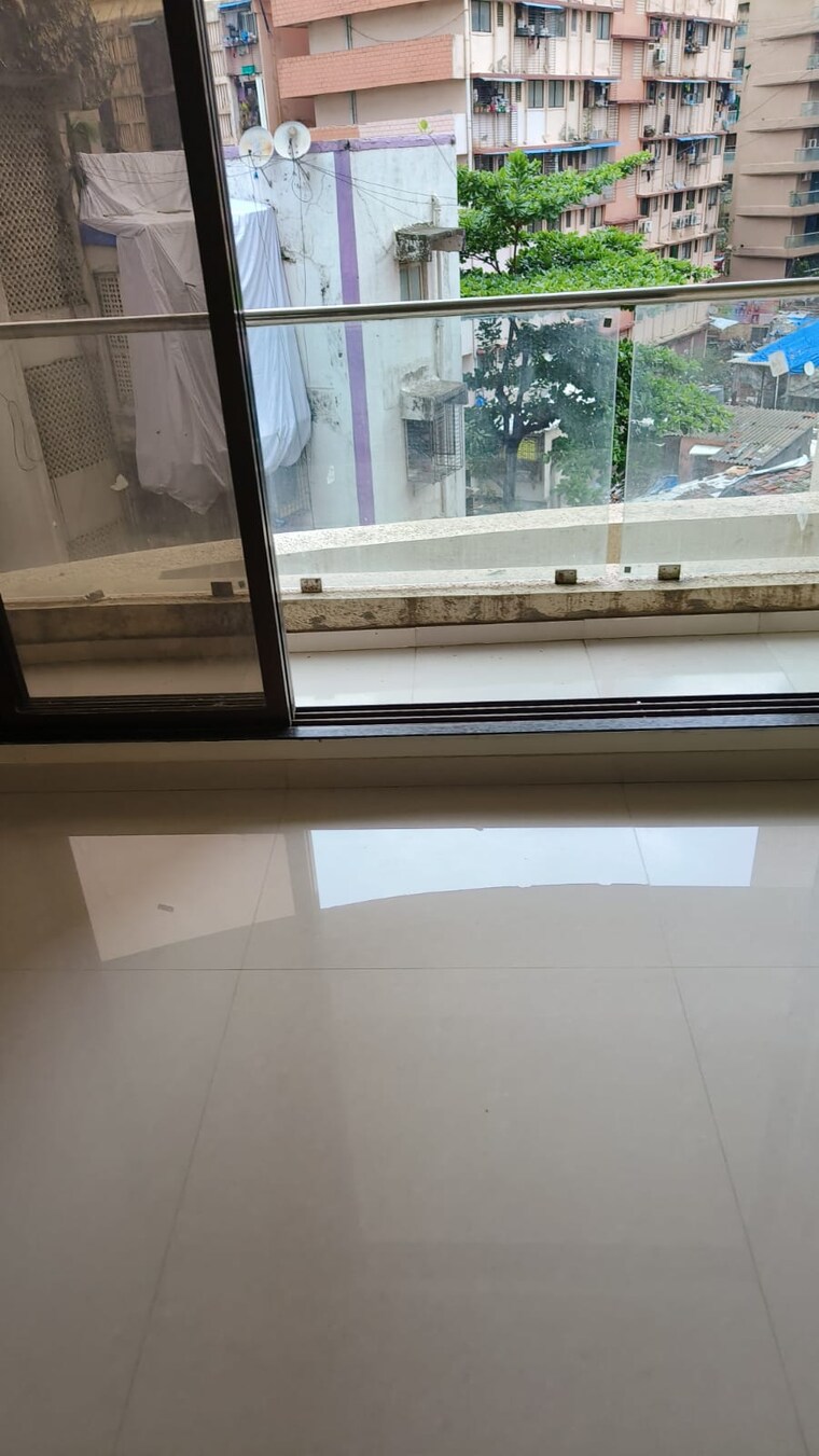 Balcony, santacruz east 3 Bedroom 820 Sq.Ft. Apartment In Santacruz East Mumbai 9120470