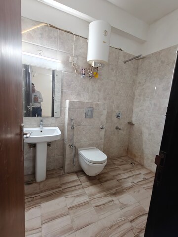 Bathroom in 3 BHK Builder Floor at Sector 47 – for Rent