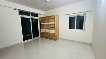 Room in 3 BHK Apartment at SSC The Lawnz, Kokapet – for Rent
