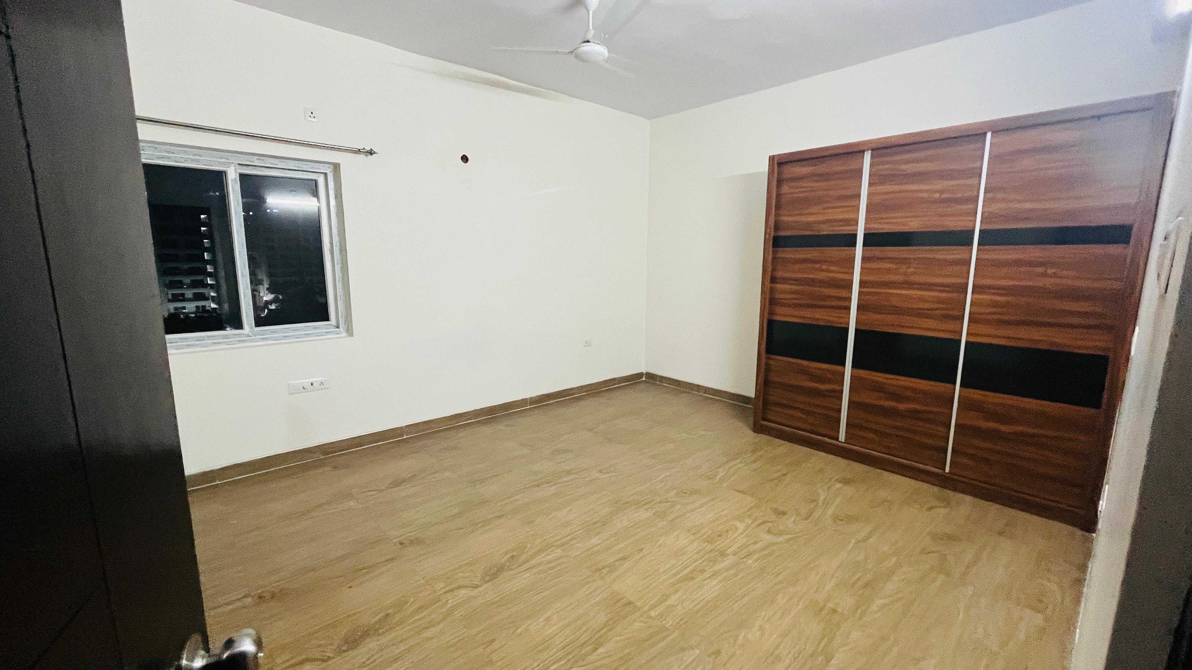 3 BHK + Pooja Room Apartment For Rent in SSC The Lawnz