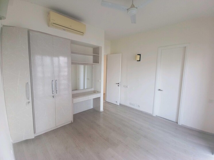 Room, ireo-skyon 2 Bedroom 1374 Sq.Ft. Apartment In Sector 60 Gurgaon 9120474