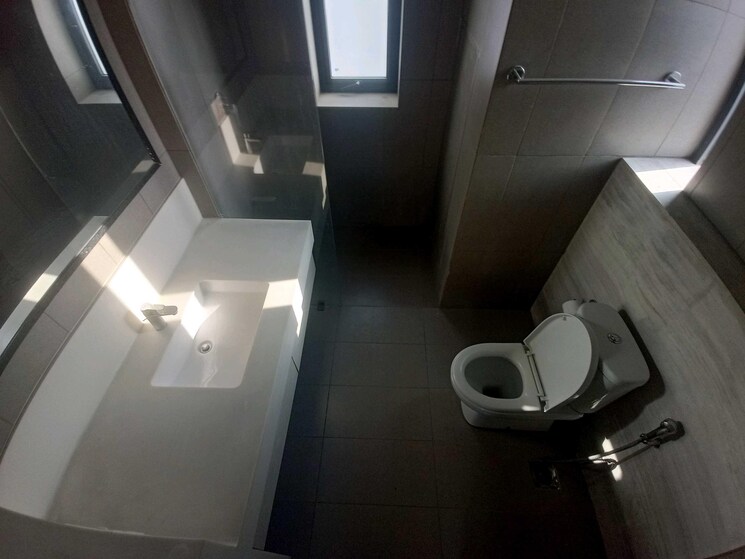 Bathroom, ireo-skyon 2 Bedroom 1374 Sq.Ft. Apartment In Sector 60 Gurgaon 9120474