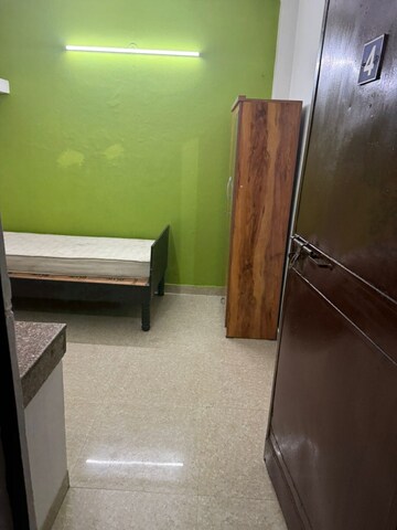 Furnished Amenities in 1 RK Builder Floor at Saket – for Rent