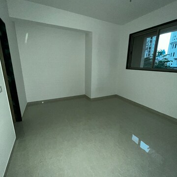 Room in 1 BHK Apartment at Hiranandani Estate Villa Carino, Hiranandani Estate – for Rent