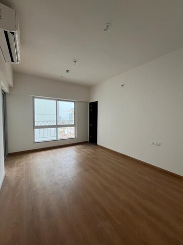 Room in 2.5 BHK Apartment at Gera World of Joy, Kharadi – for Rent