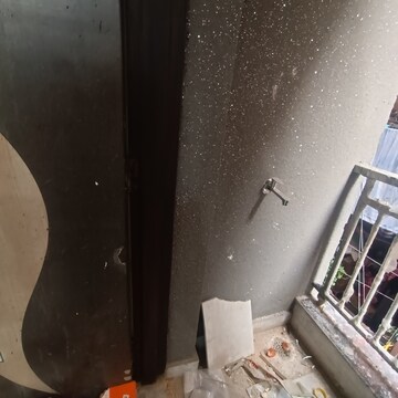 Furnished Amenities in 2.5 BHK Builder Floor at Govindpuri – for Rent
