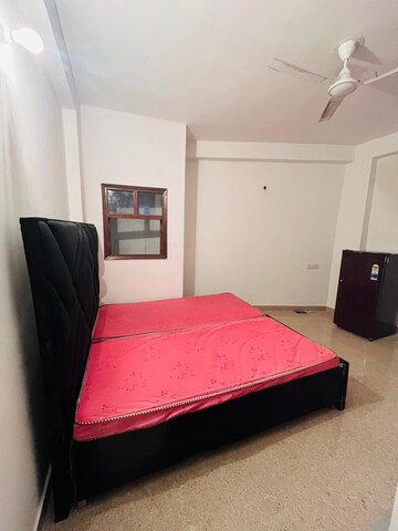 1 RK Builder Floor For Rent in Saket