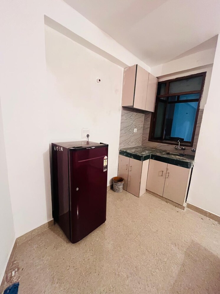 Kitchen, saket 1 RK 350 Sq.Ft. Builder Floor In Saket Delhi 9120585