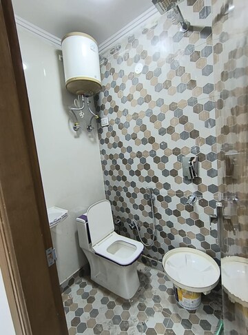 Bathroom in 2 BHK Builder Floor at Govindpuri – for Rent