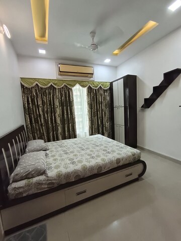 Master Bedroom in 3 BHK Apartment at Rustomjee OZone, Goregaon West – for Rent