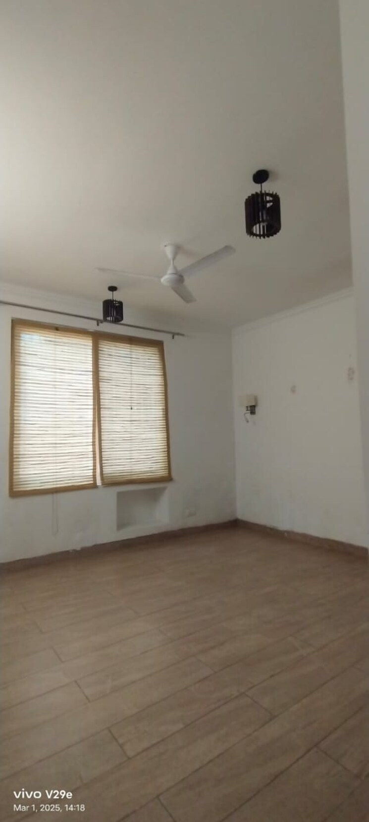 Room, rwa-residential-society-sector-46 5 Bedroom 4500 Sq.Ft. Builder Floor In Sector 46 Gurgaon 9120612