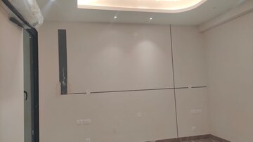 Furnished Amenities in 4 BHK Builder Floor at Sector 4 – for Sale