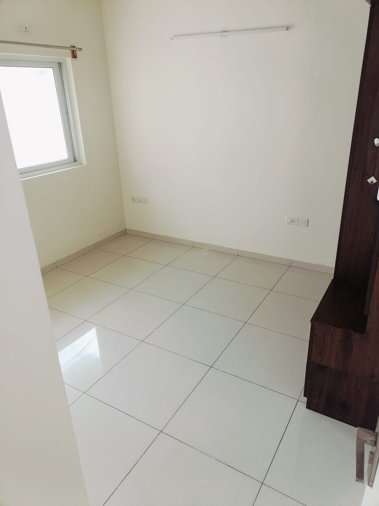 Cover Image, sector 19 dwarka 3 Bedroom 1700 Sq.Ft. Apartment In Sector 19 Dwarka Delhi 9120647