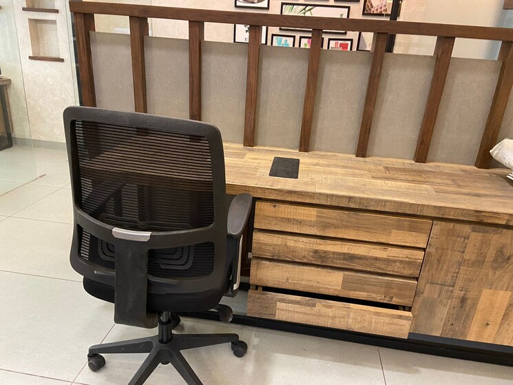 Team Area, om-heera-panna-mall Commercial Office Space 180 Sq.Ft. In Andheri West Mumbai 9120678