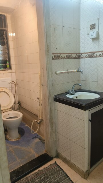 Bathroom in 1 BHK Apartment at Santacruz East – for Sale