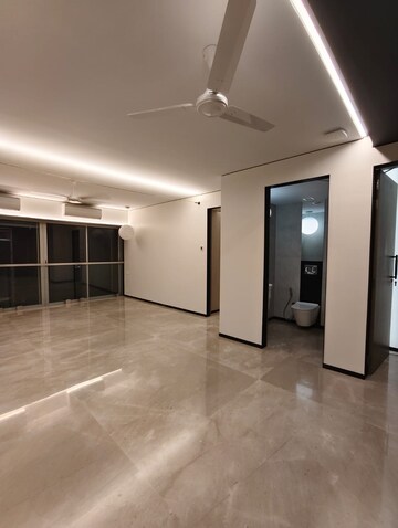3 BHK Apartment For Rent in Bandra West