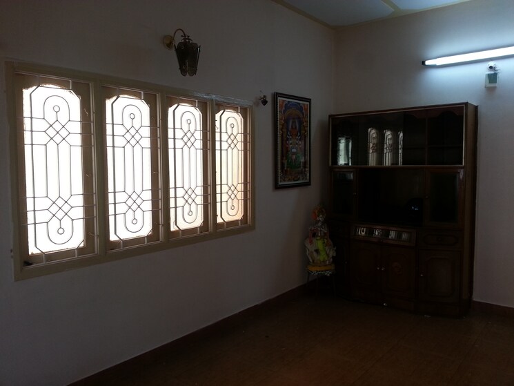 Room, ganga nagar 3 Bedroom 1100 Sq.Ft. Independent House In Ganga Nagar Bangalore 9120755