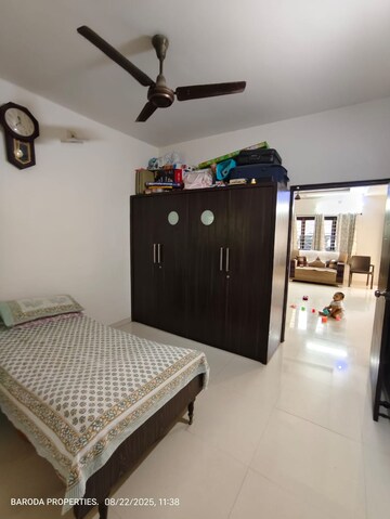 Bedroom in 4 BHK Apartment at Subhanpura – for Sale