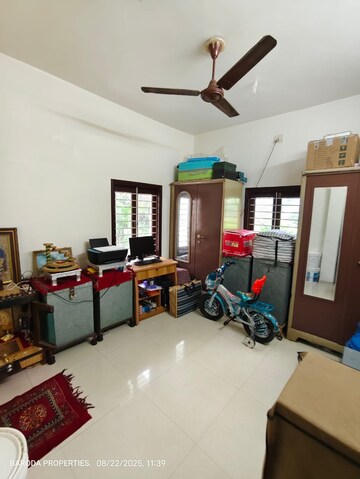 Living Room in 4 BHK Apartment at Subhanpura – for Sale
