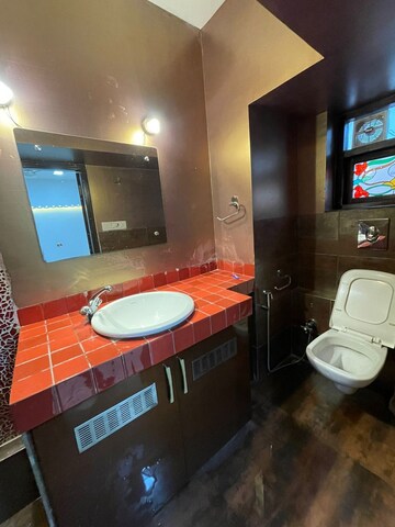 Bathroom in 4 BHK Apartment at Bandra West – for Rent