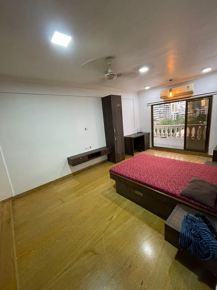 Bedroom, bandra west 4 Bedroom 1400 Sq.Ft. Apartment In Bandra West Mumbai 9120774