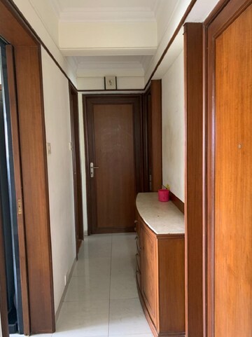 Room in 1 BHK Apartment at Bandra West – for Rent