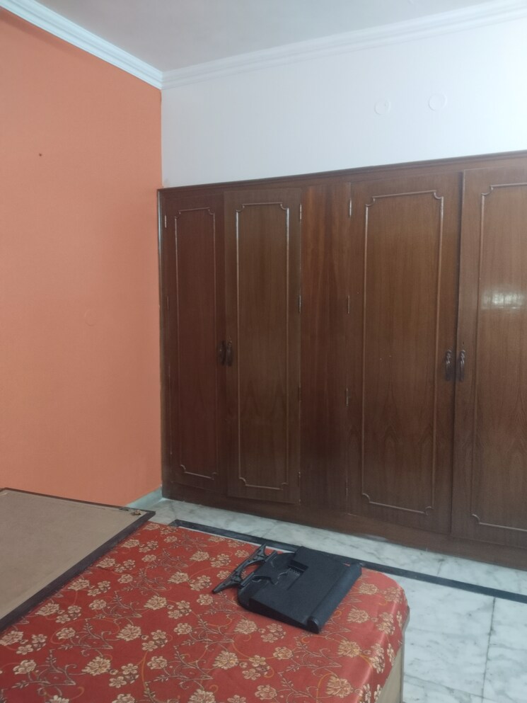 Bedroom, sarita-vihar-pocket-g-rwa 4 Bedroom 2000 Sq.Ft. Apartment In Sarita Vihar Delhi 9120849