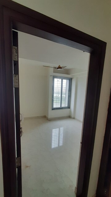 Room in 2 BHK Apartment at New Mhada Colony Powai, Powai – for Rent