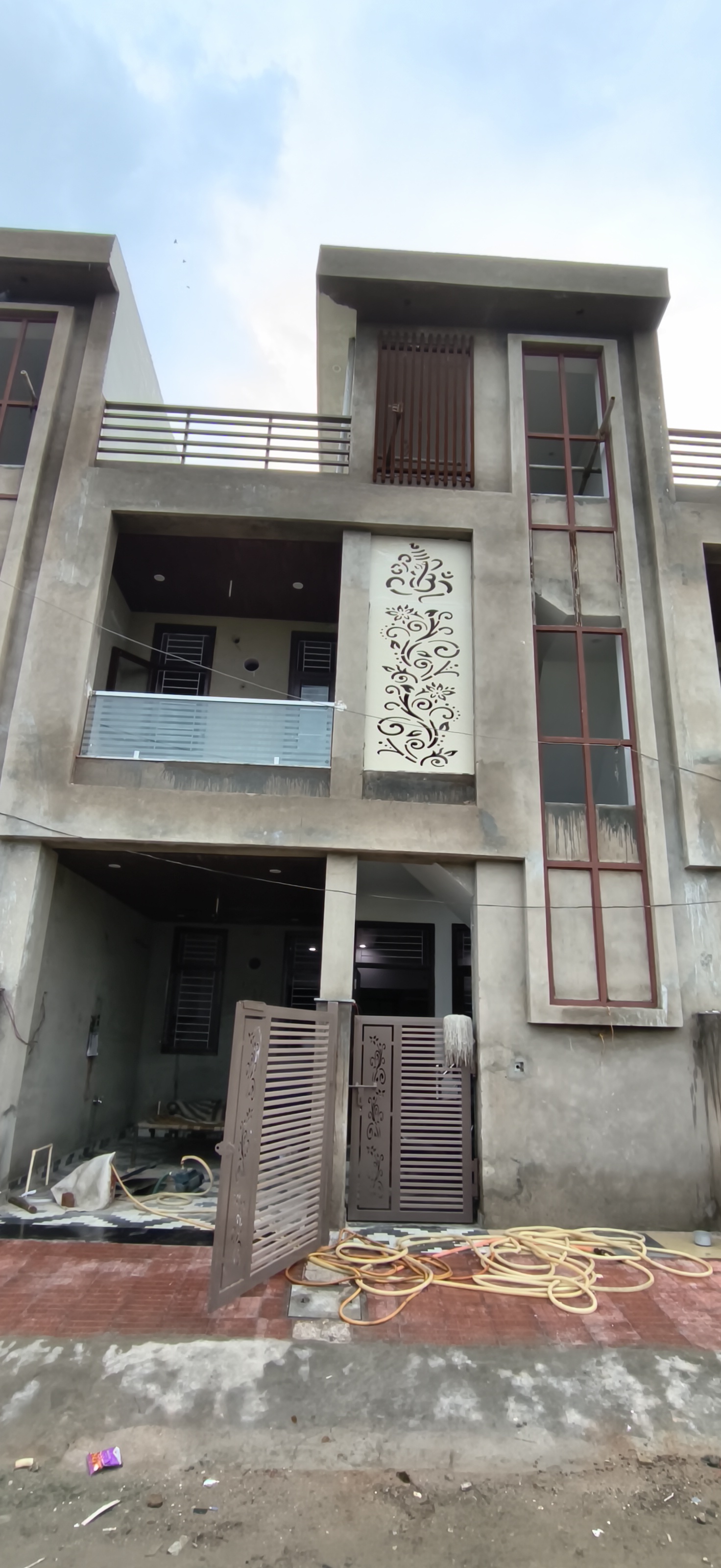 4 BHK + Extra Room Villa For Sale in Major Sankalp Colony Vill