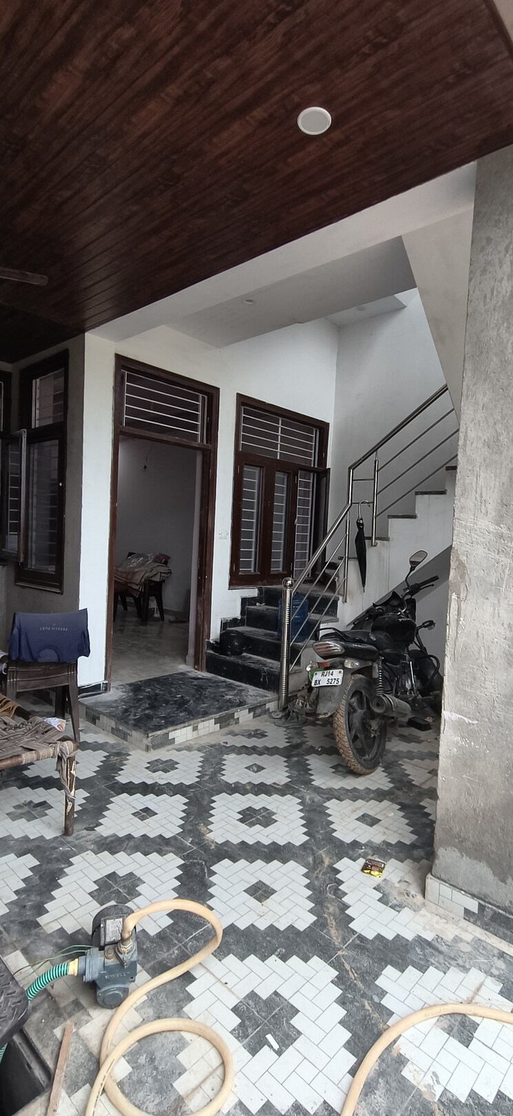 Gym, jagatpura 4 Bedroom 100 Sq.Yd. Villa In Jagatpura Jaipur 9120938