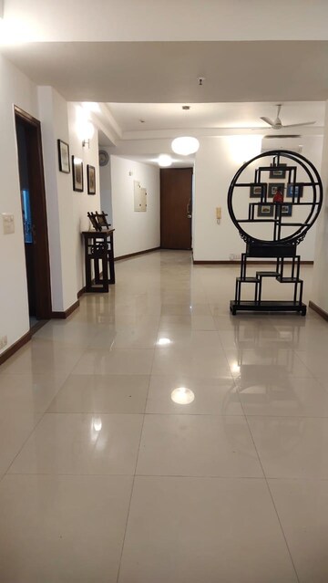 Building Lobby in 4 BHK Apartment at Unitech Uniworld Gardens, Sector 47 – for Rent