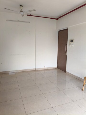 Room in 2 BHK Apartment at The Wadhwa Promenade, Ghatkopar West – for Rent