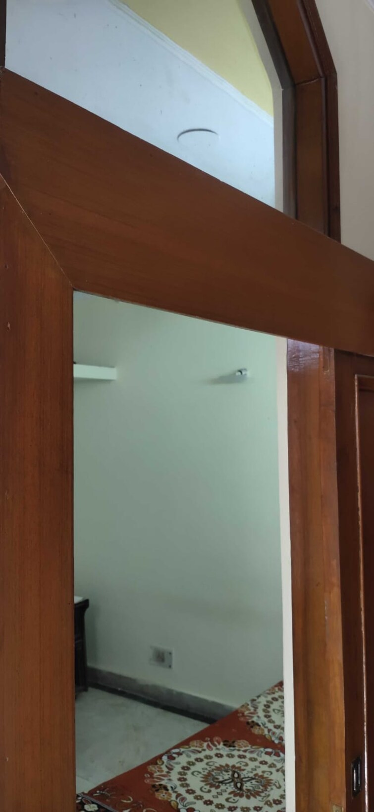 Cover Image, lajpat nagar Commercial Office Space 500 Sq.Ft. In Lajpat Nagar Delhi 9120930