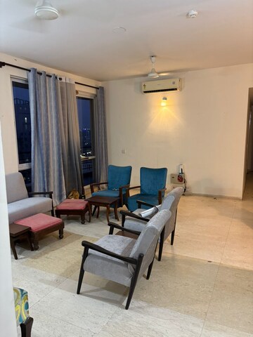 Gym in 3.5 BHK Apartment at Unitech Escape, Sector 50 – for Rent
