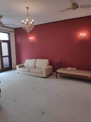 Living Room in 2 BHK Builder Floor at Safdarjung Enclave – for Rent