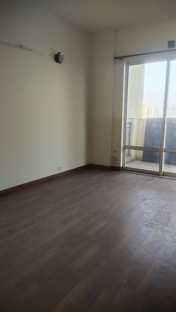 Balcony, unitech-the-close-south 3 Bedroom 2491 Sq.Ft. Apartment In Sector 50 Gurgaon 9120967