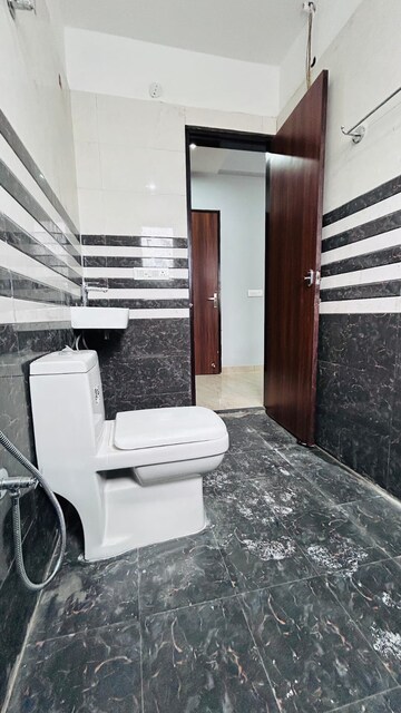 Kitchen in Studio Builder Floor at Sector 39 – for Rent