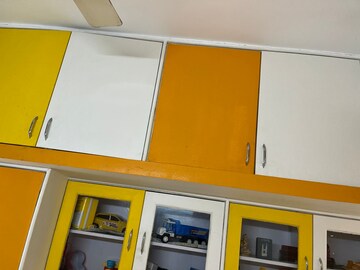 Furnished Amenities in 3 BHK Apartment at Raviraj Tushar Garden, Pimple Saudagar – for Rent