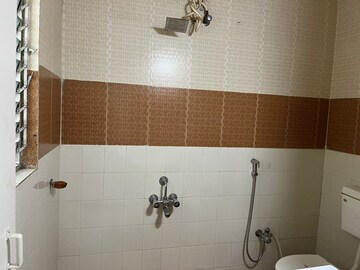 Bathroom in 3 BHK Apartment at Raviraj Tushar Garden, Pimple Saudagar – for Rent