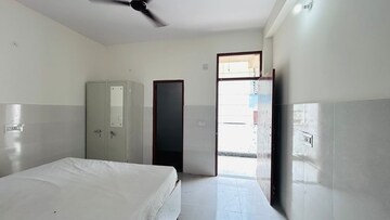 Building Lobby in 2 BHK Builder Floor at Sector 39 – for Rent