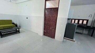 Furnished Amenities in 2 BHK Builder Floor at Sector 39 – for Rent