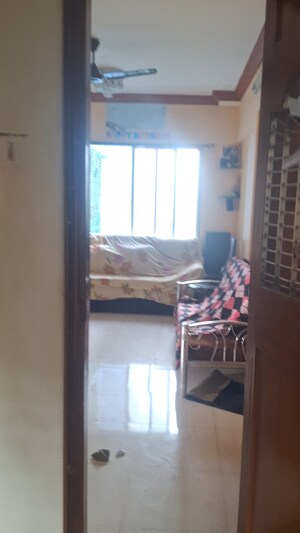 Bathroom in 1 BHK Apartment at Jaz Enclave CHS, Santacruz East – for Sale