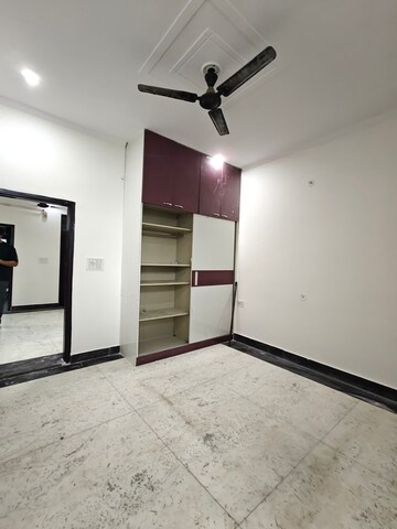 2.5 BHK Builder Floor For Rent in AS Tower, Sector 45