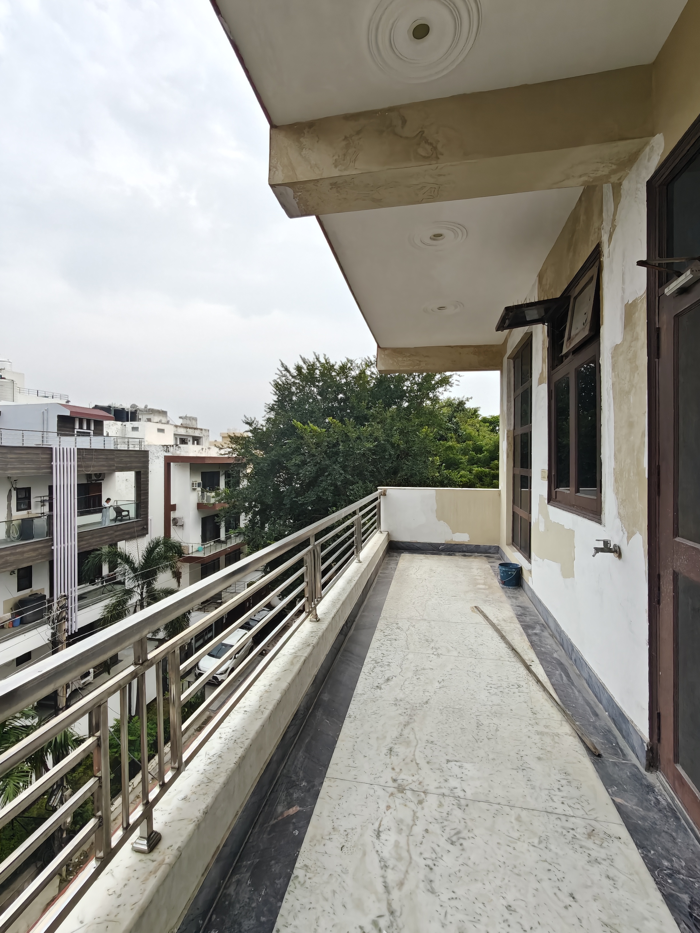 Balcony, as-tower 2.5 Bedroom 163 Sq.Yd. Builder Floor In Sector 45 Gurgaon 9121037