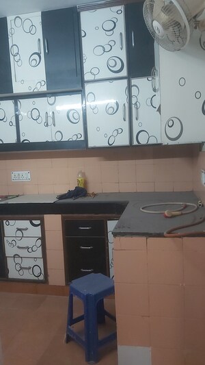 Kitchen in 2.5 BHK Apartment at Mayur Vihar – for Sale