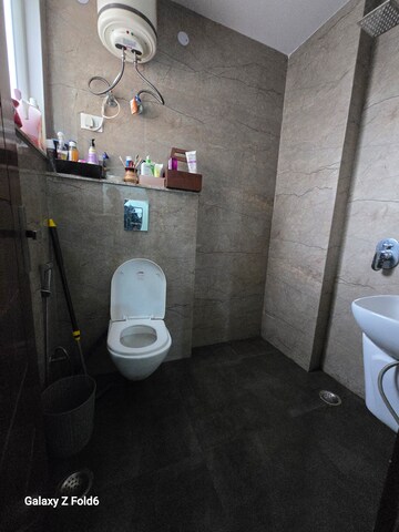 Bathroom in 2 BHK Builder Floor at Palm Residency Chhatarpur, Chattarpur – for Rent
