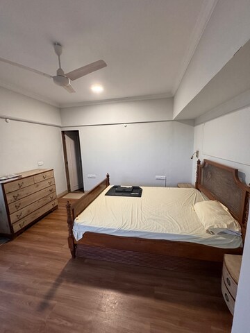 Bedroom in 3 BHK Apartment at Bandra West – for Rent