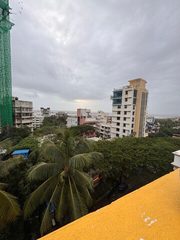 3 BHK Apartment – Exterior View View at Bandra West - for Rent