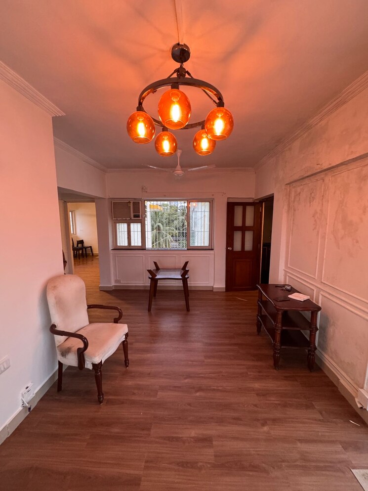 Living Room, bandra west 3 Bedroom 1300 Sq.Ft. Apartment In Bandra West Mumbai 9121091