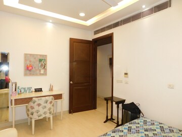 Living Room in 4 BHK Apartment at Anand Lok – for Rent
